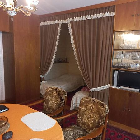 Ferienwohnung ,,Wohnen Wie Zu Grossmutter'S Zeiten'' Відень Екстер'єр фото