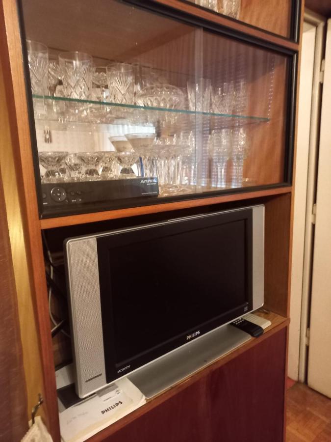 Ferienwohnung ,,Wohnen Wie Zu Grossmutter'S Zeiten'' Відень Екстер'єр фото