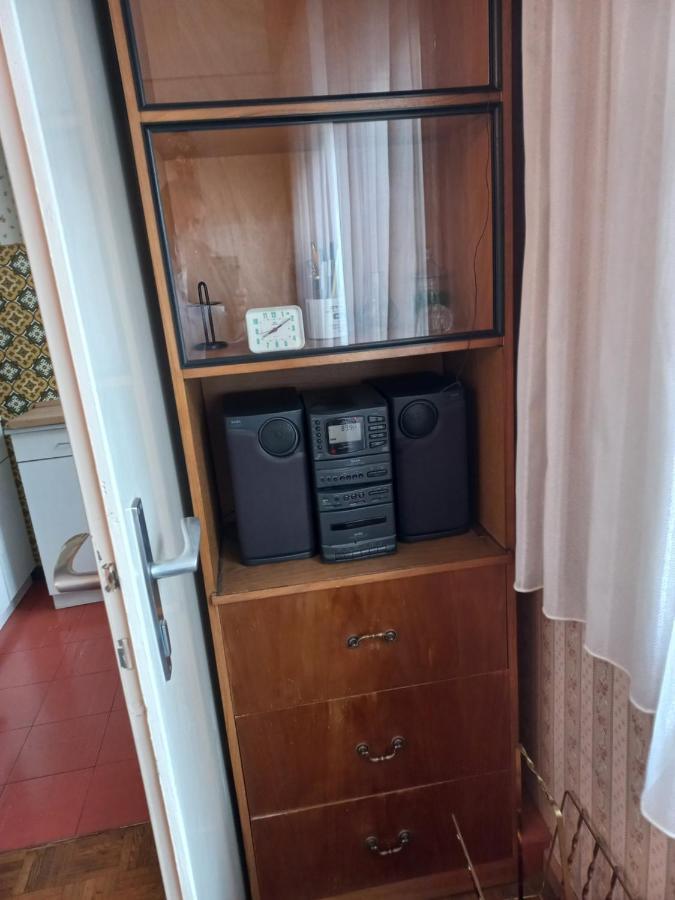 Ferienwohnung ,,Wohnen Wie Zu Grossmutter'S Zeiten'' Відень Екстер'єр фото